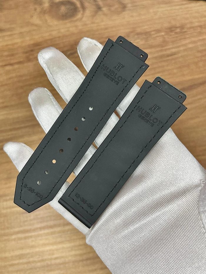 Hublot Siyah Deri Saat Kordonu - Görsel 3